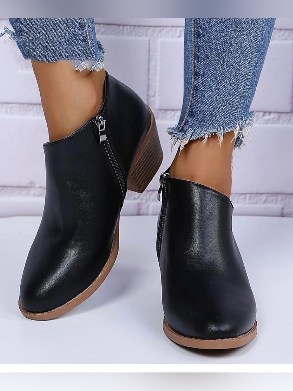 Chelsea & Violet Black Leather Ankle Booties Cutout Block Heel Size 8.5M